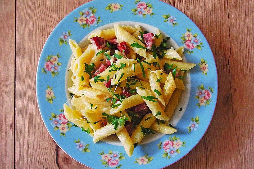 Penne mit Cabanossi und Käse