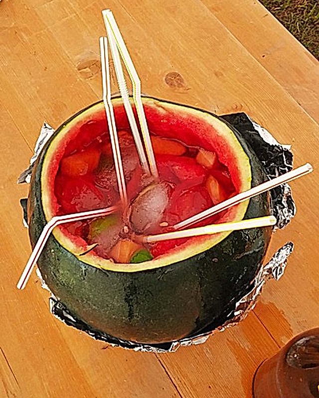 Wein-Rum Melonenbowle