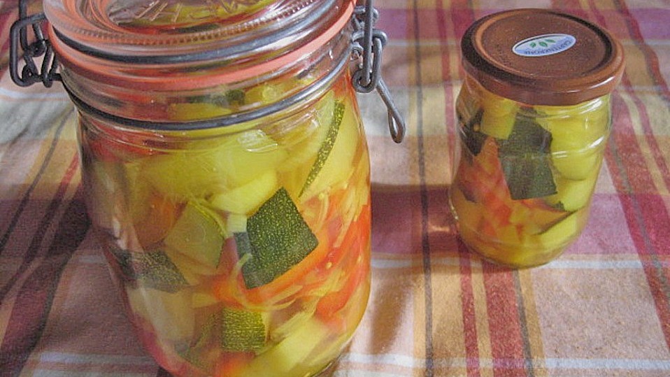 Paprika - Zucchini süßsauer eingemacht von kawi Paprika - Zucchini süßsauer eingemacht von kawi