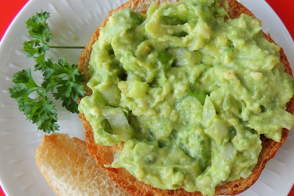 Avocado Creme mit Knoblauch Avocado Creme mit Knoblauch