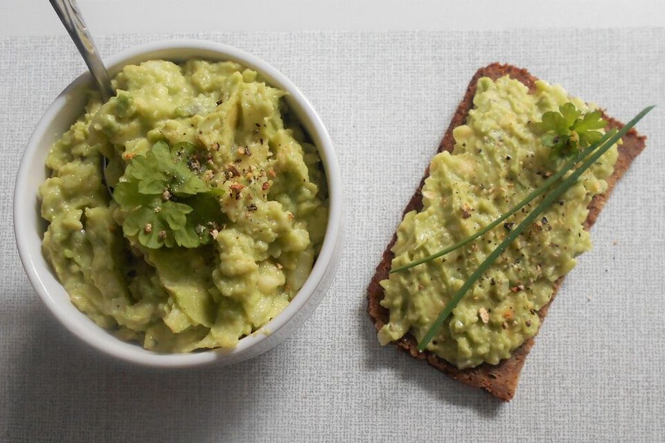 Avocado Creme mit Knoblauch Avocado Creme mit Knoblauch