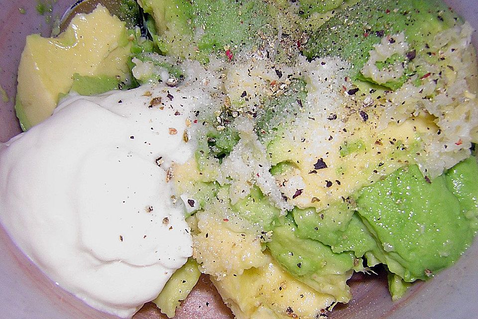 Avocado Creme mit Knoblauch Avocado Creme mit Knoblauch
