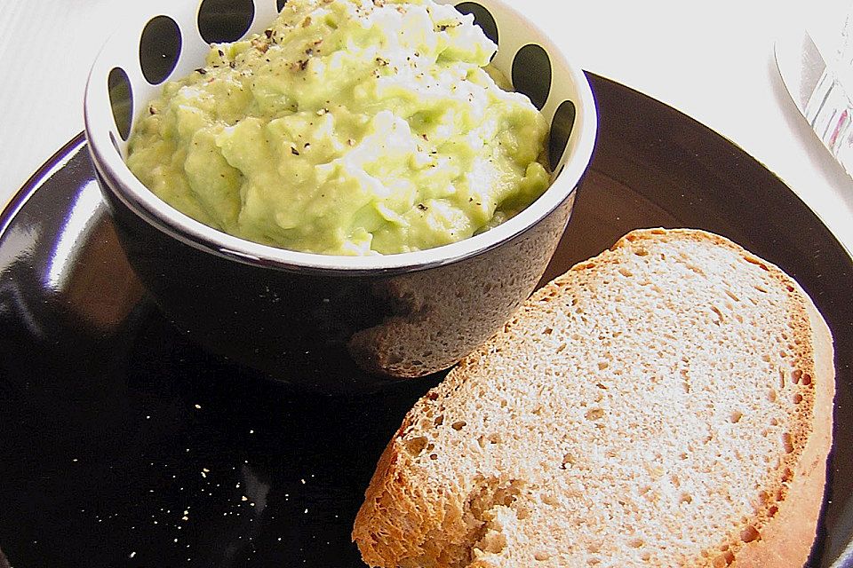 Avocado Creme mit Knoblauch Avocado Creme mit Knoblauch