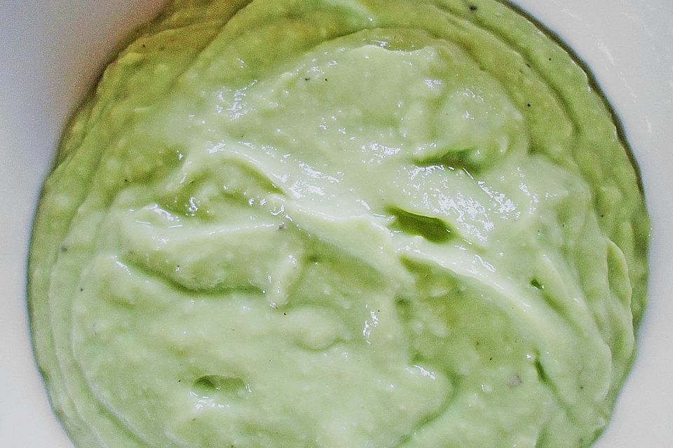Avocado Creme mit Knoblauch Avocado Creme mit Knoblauch