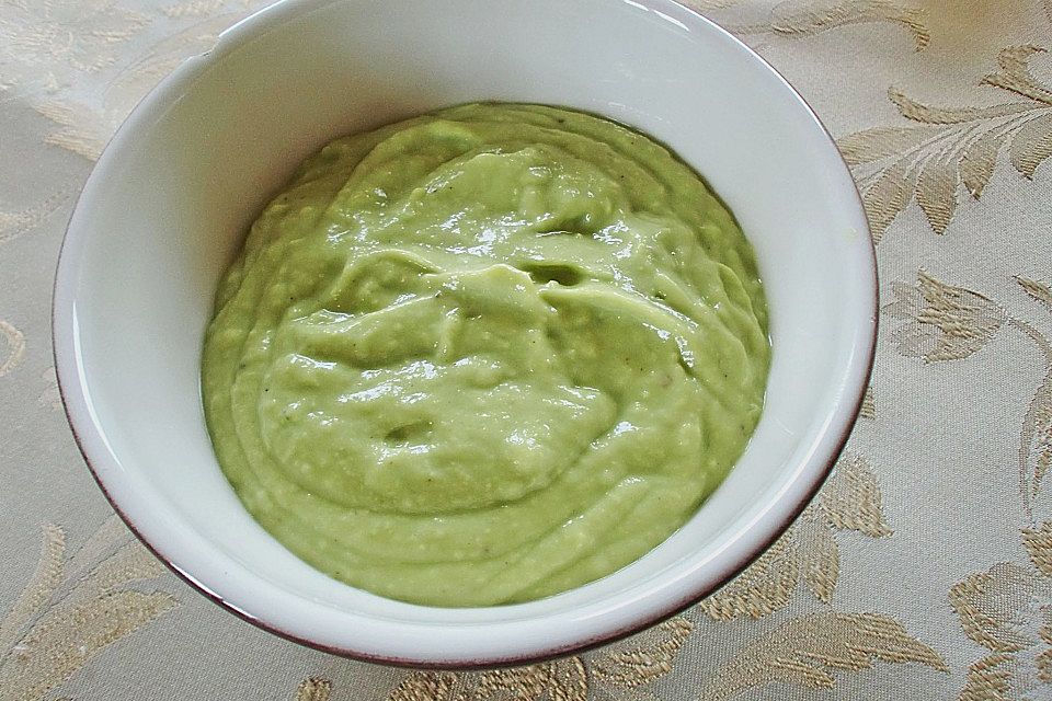Avocado Creme mit Knoblauch Avocado Creme mit Knoblauch