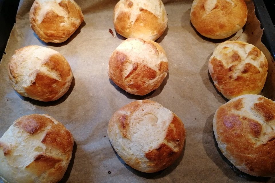 Glutenfreie Frühstücksbrötchen