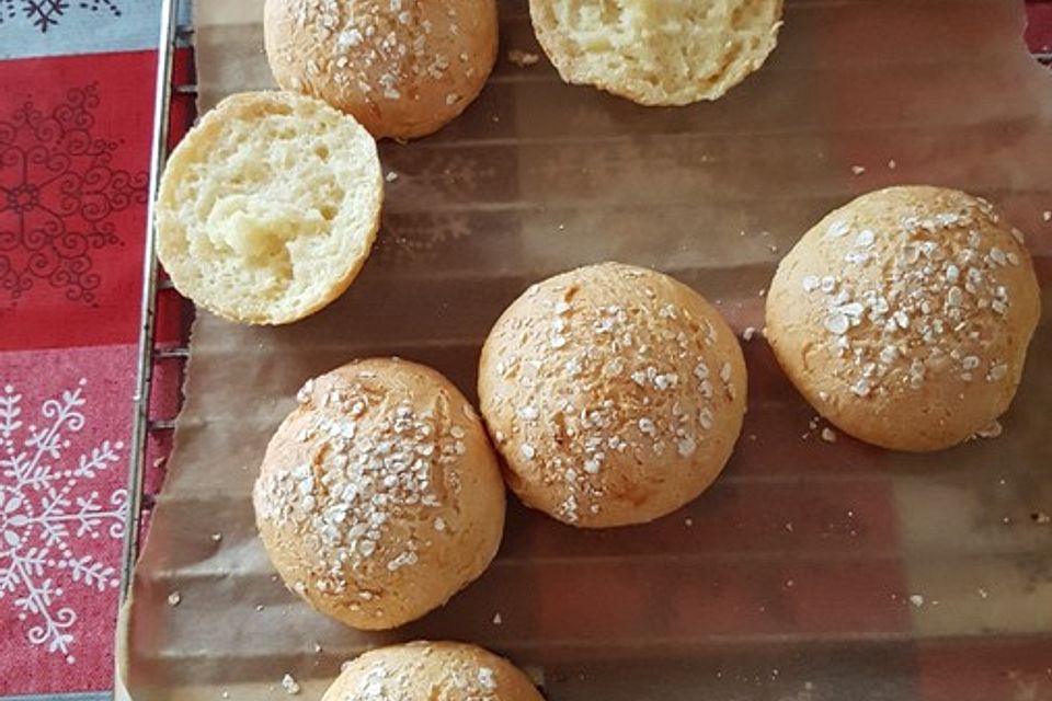 Glutenfreie Frühstücksbrötchen