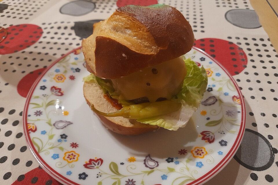 Caps Laugenbrötchen-Burger Caps Laugenbrötchen-Burger