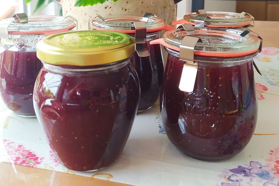 Feigenmarmelade mit Rotwein