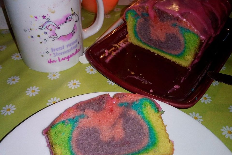 Regenbogenkuchen