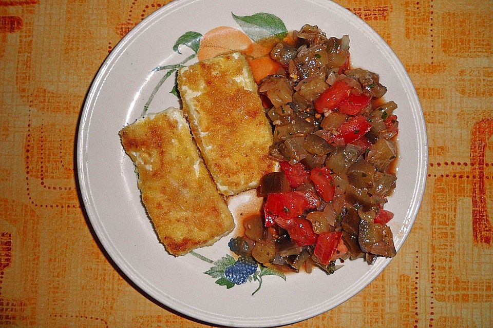 Panierter Feta mit Auberginen-Tomaten-Salat