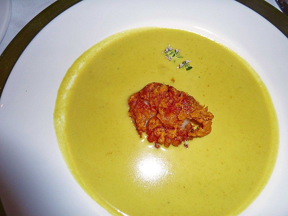 Curryschaumsuppe mit Jakobsmuschel im Tempurateig von fiatro| Chefkoch