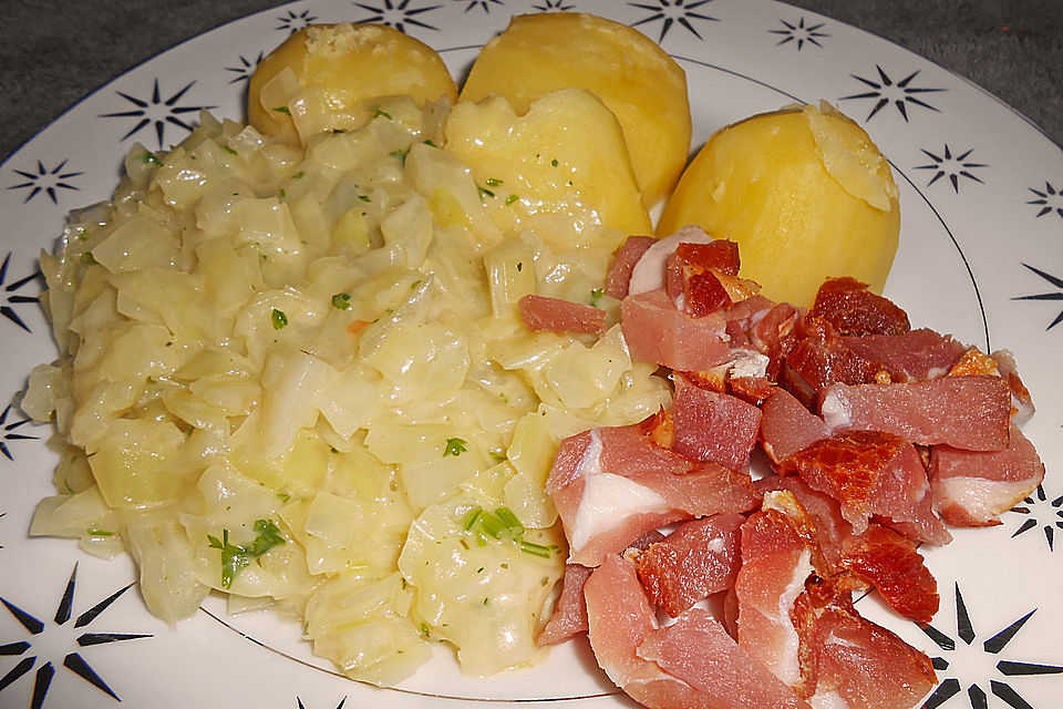 Weißkohl in Dinkelvollkorn-Béchamelsauce