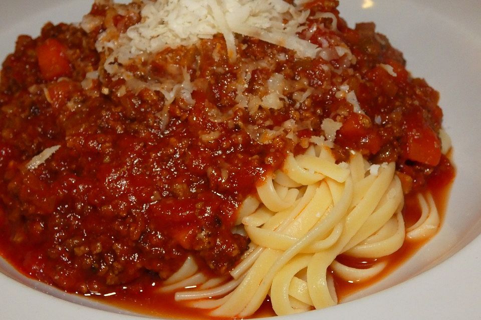 Sauce Bolognese mit viel Gemüse