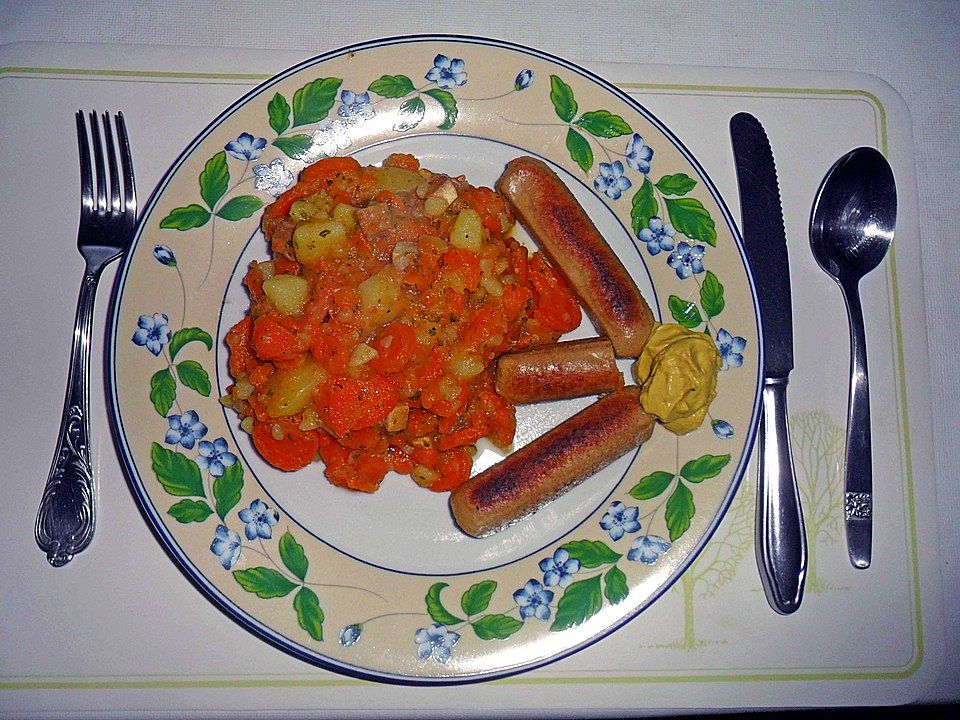 Veganes Möhrengemüse, mit Räuchertofu und Tofubratwürstchen von ...