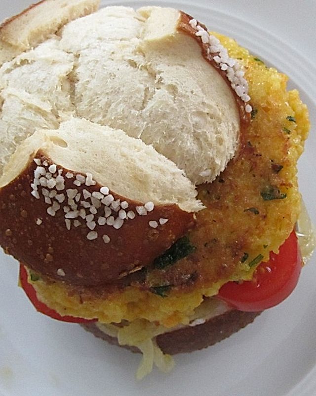 Vegetarische Couscous-Gemüse-Burger