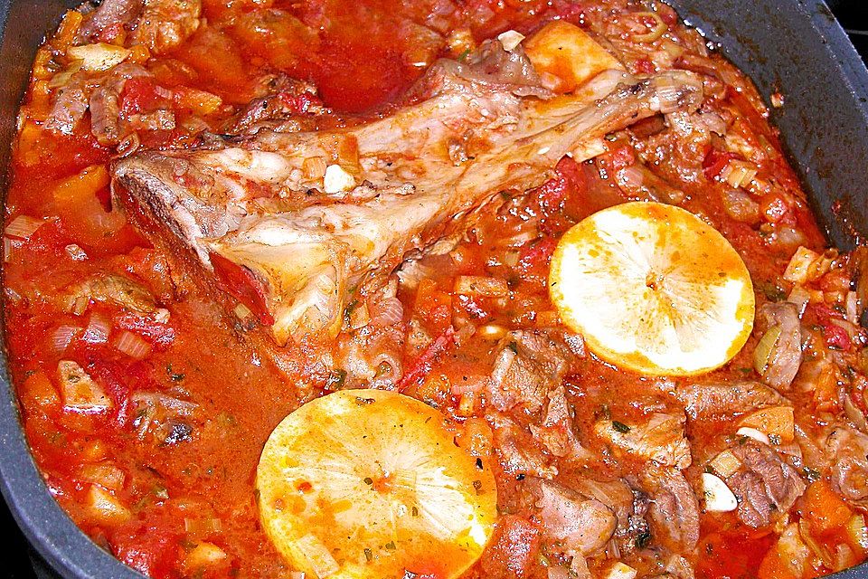 Mediterranes Ragout von der Kalbshaxe Mediterranes Ragout von der Kalbshaxe