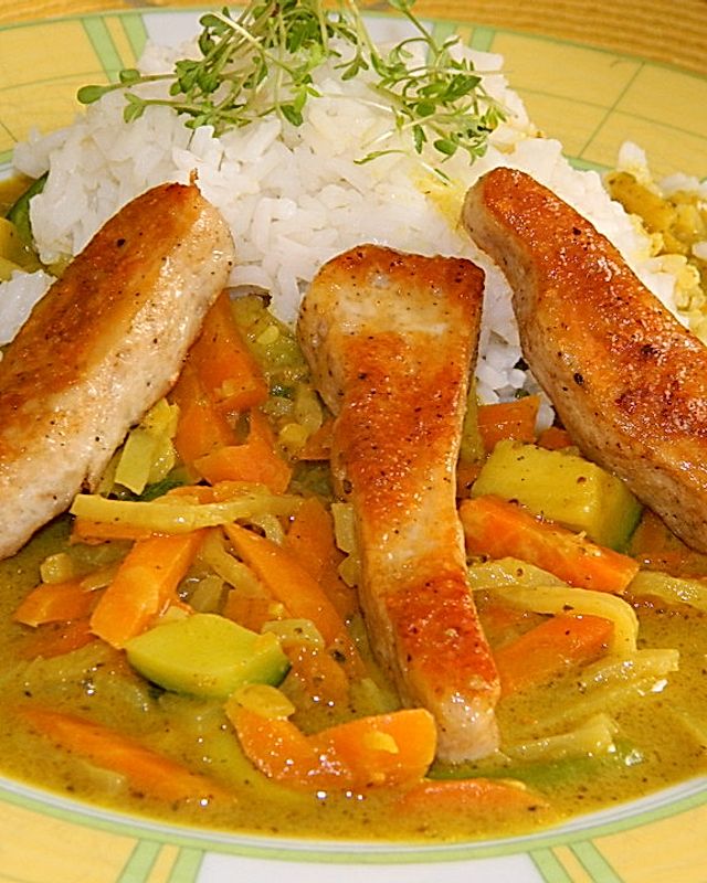 Gemüse-Kokosmilch-Curry mit Parmesan
