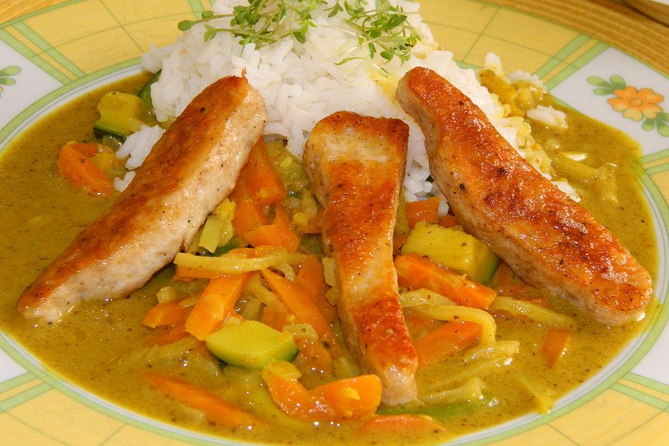 Gemüse-Kokosmilch-Curry mit Parmesan