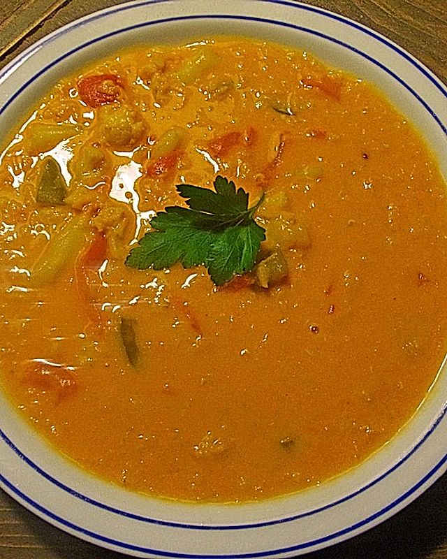 Rote-Linsen-Suppe mit Kokosmilch