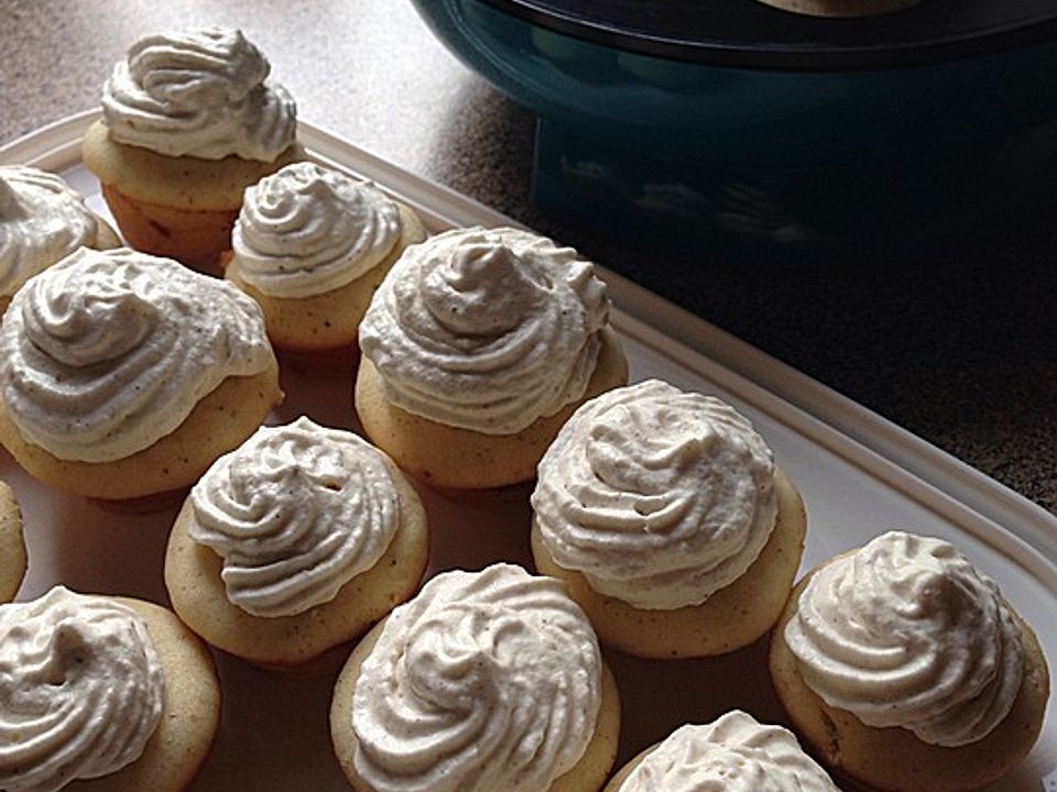 New @DASH Mini Cupcake Maker😍 Recipe is pinned📍Receta anclaclada en , mini cupcakes maquina