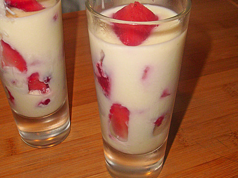Omas Erdbeerpudding von Andty| Chefkoch