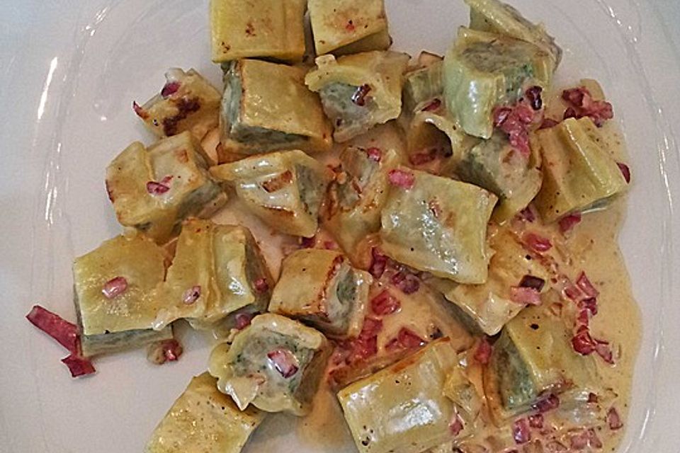 Maultaschen in Soße