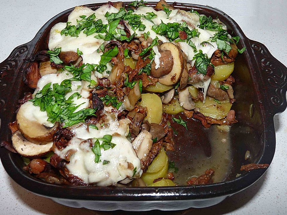 Kartoffelauflauf mit Pilzen - Kochen Gut | kochengut.de