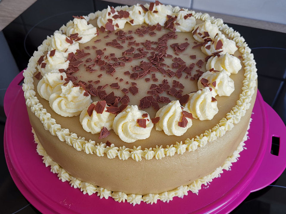 Omas Marzipantorte mit Nutella und Buttercreme von mischi97| Chefkoch