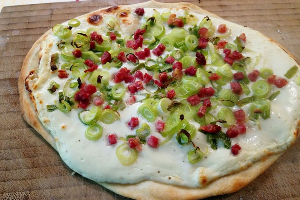 Flammkuchen Elsässer Art