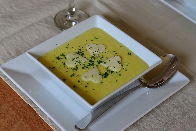 Cremige Gemüsesuppe von Mirtana| Chefkoch