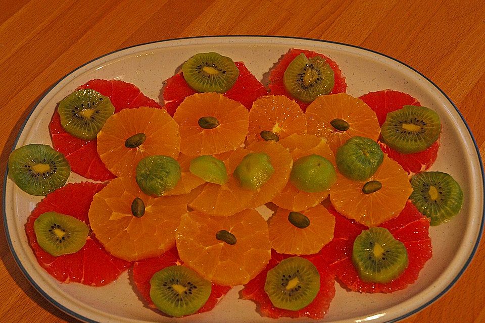 Grapefruit-Orangen-Kiwi-Carpaccio