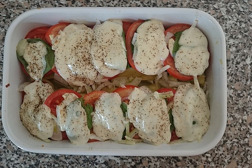 Tomate-Mozzarella auf Maultaschen