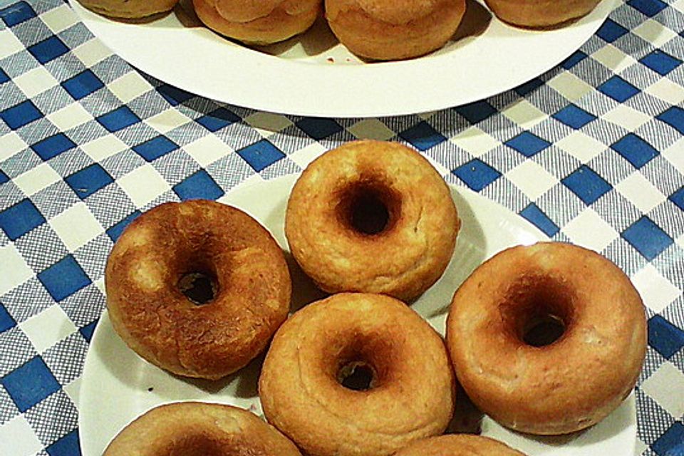 Donuts aus Quarkteig mit Stevia