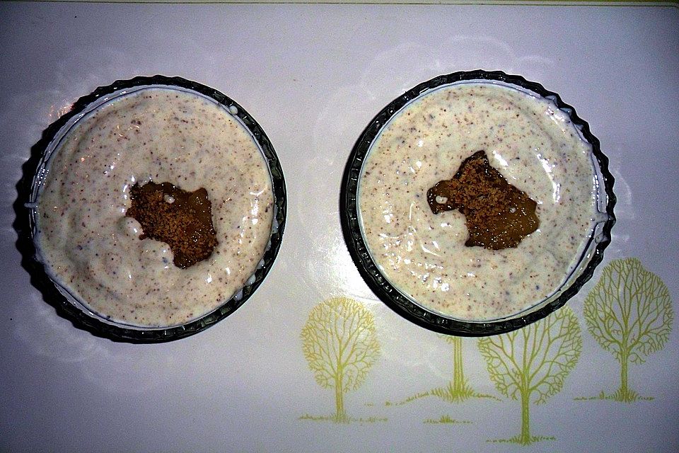 Grannyapfelmus mit Walnusshonig-Joghurt