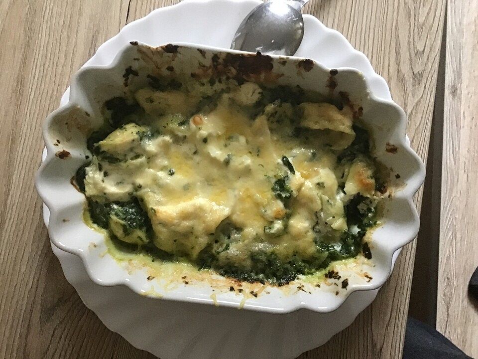 Überbackene Tortellini mit Spinat und Crème fraîche von Stolperfee30 ...