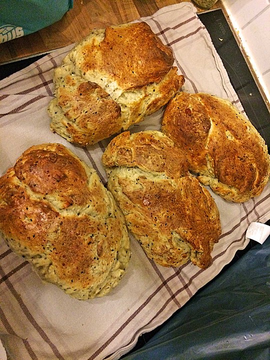 Rosmarin Oregano Brot Oder Brotchen Rezepte Chefkoch