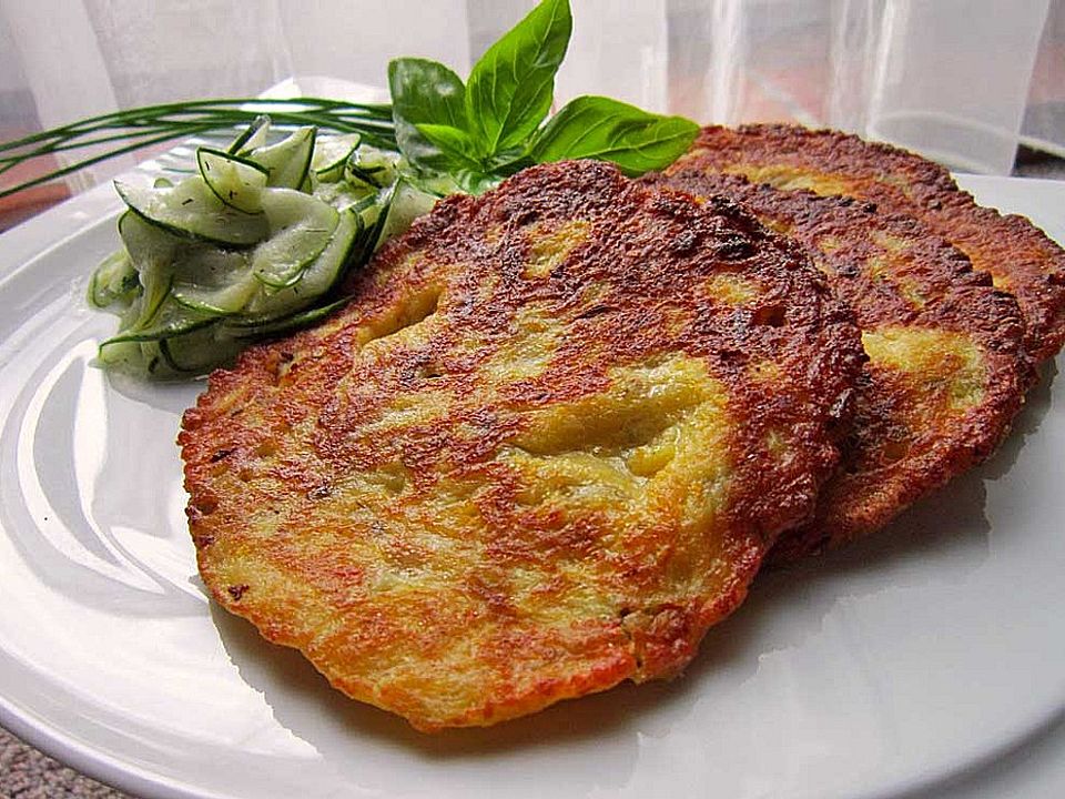 Käse-Tomaten-Pfannkuchen von trekneb| Chefkoch