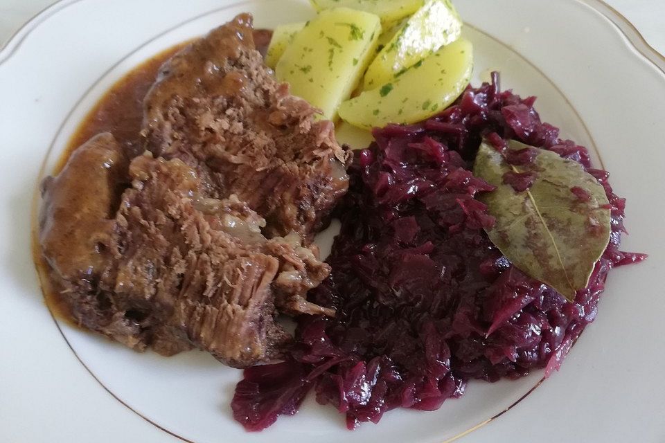 Schneller, leckerer Rotkohl mit Apfelmus