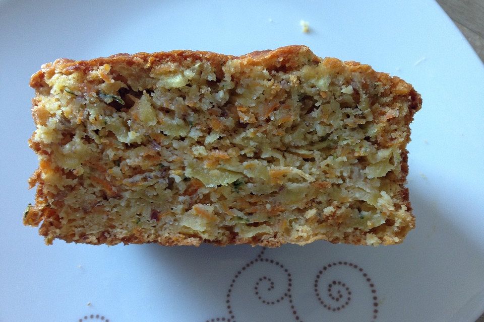 Möhren - Zucchini - Apfel - Kuchen