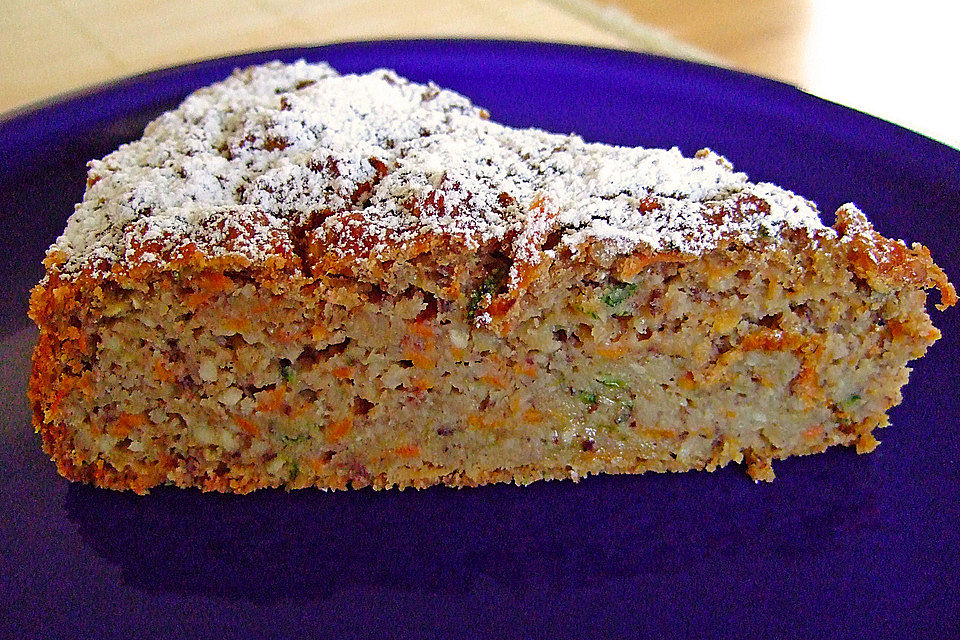 Möhren - Zucchini - Apfel - Kuchen