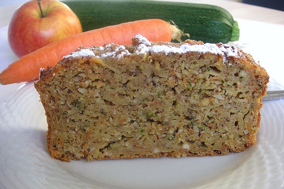 Möhren - Zucchini - Apfel - Kuchen