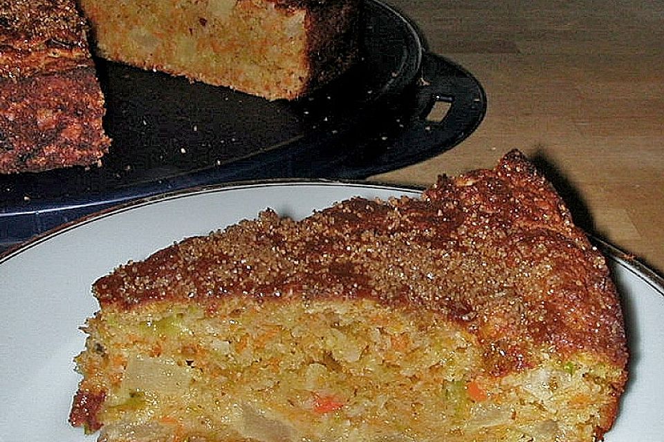 Möhren - Zucchini - Apfel - Kuchen