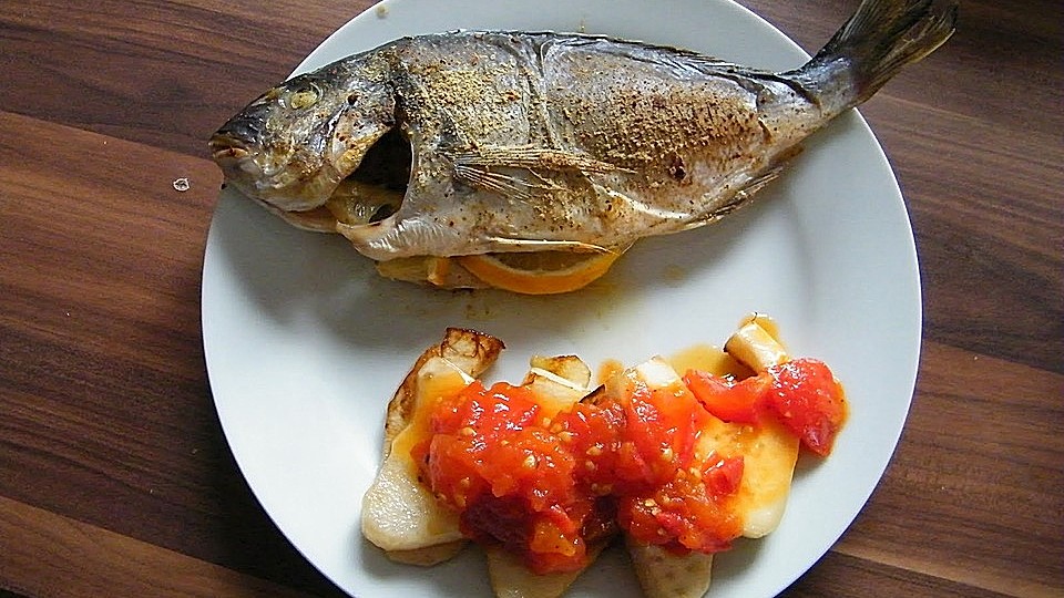 Gebackene Dorade Mit Patissonkurbis Und Tomatensugo Von Ermit Chefkoch 