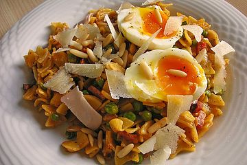 Schinkennudeln Mit Erbsen Und Ei Von Trekneb Chefkoch 