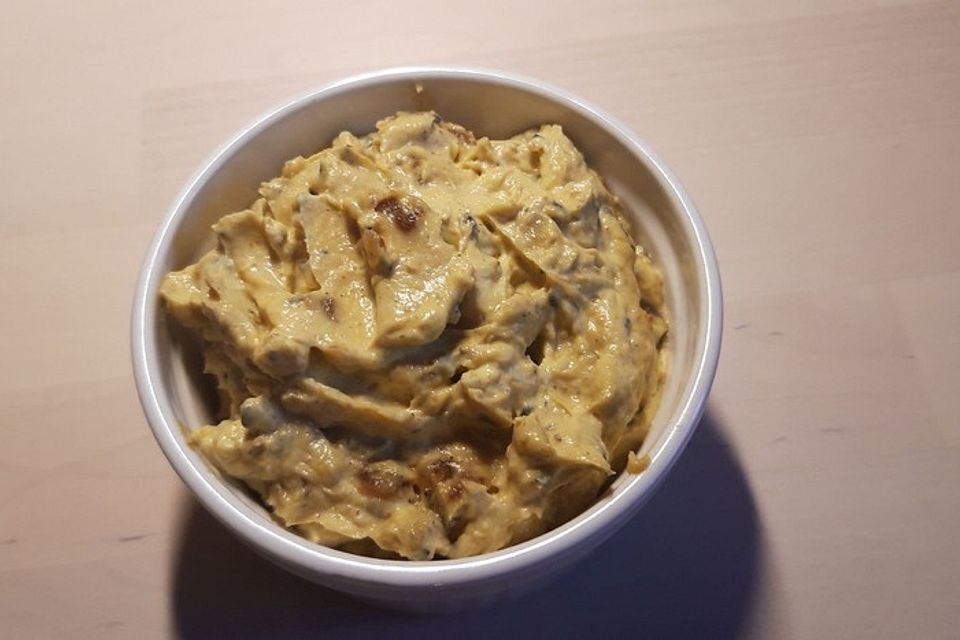Pikanter Dattel-Frischkäse-Dip Pikanter Dattel-Frischkäse-Dip
