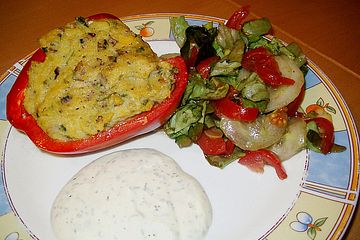 Chrissis gefüllte Paprika mit Polenta, Champignons, Lauch und Kräutercreme