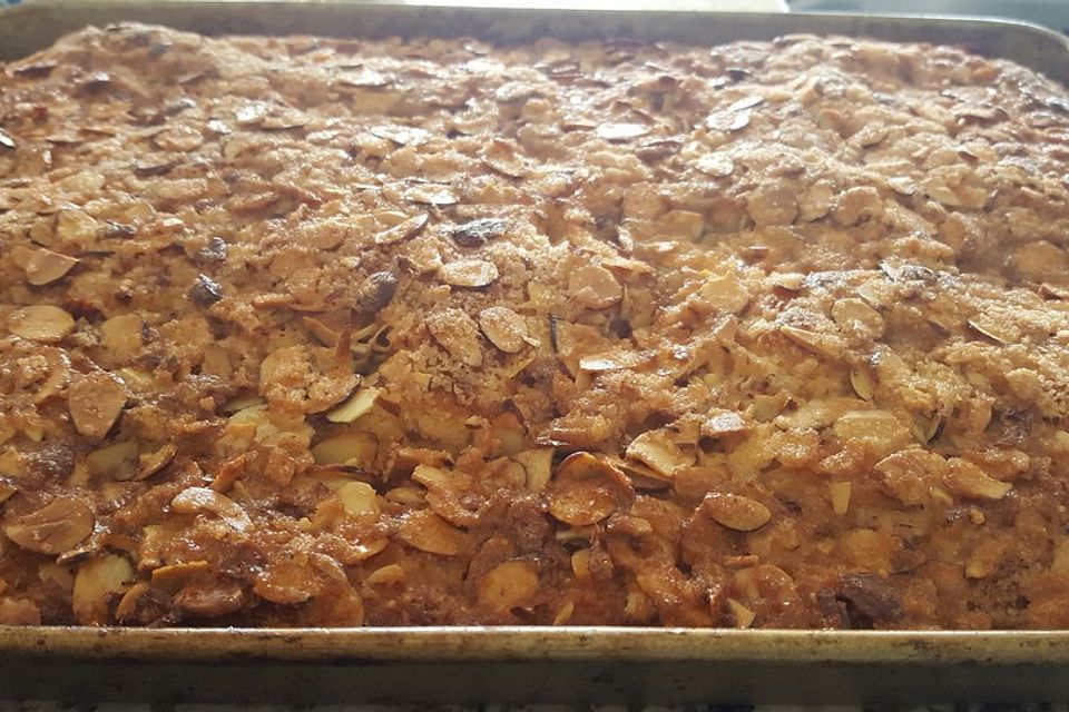 Blechkuchen - Blech-Butterkuchen Blechkuchen - Blech-Butterkuchen