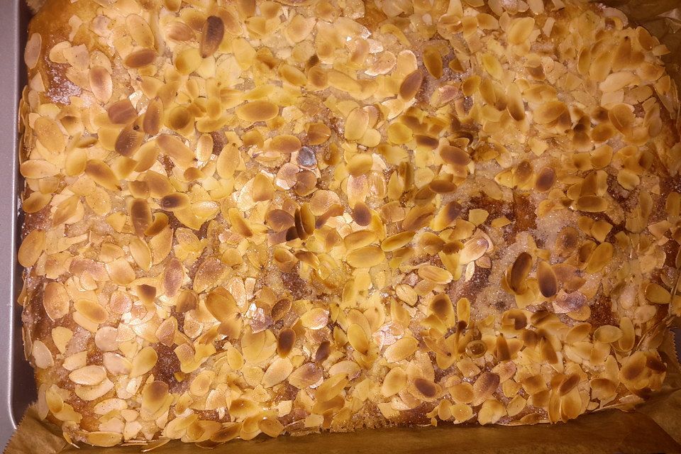 Blechkuchen - Blech-Butterkuchen Blechkuchen - Blech-Butterkuchen