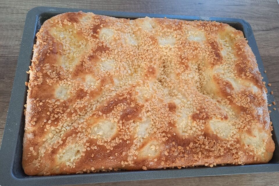 Blechkuchen - Blech-Butterkuchen Blechkuchen - Blech-Butterkuchen